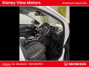 Ford Kuga 1.5 TDCI TITANIUM 120PS 2 2WD 5DR - Image 2