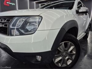 Dacia Duster SIGNATURE 1.5 DCI 110 4 4DR - Image 3
