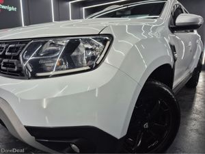 Dacia Duster COMFORT BLUE DCI 115 MY 4DR - Image 2