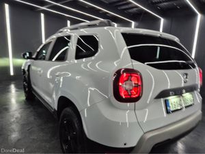 Dacia Duster COMFORT BLUE DCI 115 MY 4DR - Image 4