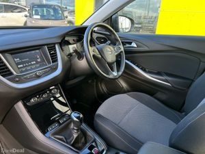 Opel Grandland X 1.5 Turbo D 130PS 6 Speed SC - Image 3