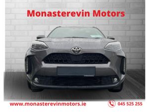 Toyota Yaris Cross L-SPORT - Image 3