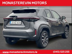 Toyota Yaris Cross L-SPORT - Image 2