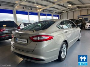 Ford Mondeo ZETEC 1.6 TDCI 115PS 4DR - Image 3