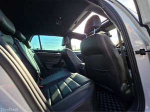 Volkswagen Golf 2.0 GTI! PAN ROOF! LEATHER!  NAVI - Image 3