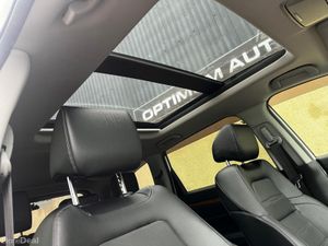 Honda CR-V Honda CRV 2.0 petrol hybrid top spec ed - Image 4