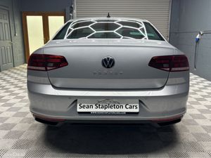 Volkswagen Passat BUSINESS 2.0 TDI MANUAL 6SPEED F - Image 4
