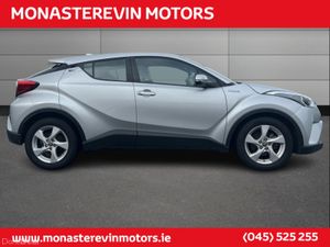 Toyota C-HR HYBRID LUNA 4DR AUTO - WIRELESS SMARTP - Image 4