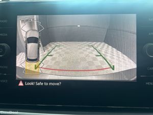 Volkswagen T-Roc LIFE 1.0 TSI MANUAL 6SPEED FWD 1 - Image 4