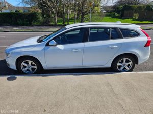 Volvo V60 2.0 D D4 BUSINESS EDITION 1 181BHP - Image 4