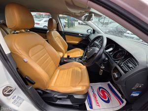 Volkswagen Golf 1.4 TSI FULL TAN LEATHER SEATS  HE - Image 2