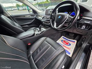 BMW 5-Series 523D LUXURY - CARPLAY NAVIGATION EDIT - Image 4