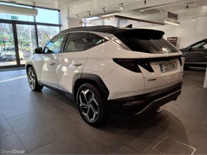 Hyundai Tucson 4WD EXECUTIVE PLUS ** PLUG IN HYBRI - Image 4