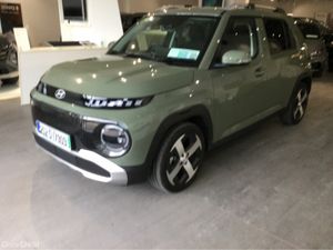 Hyundai INSTER ELEGANCE 49KWH - 252 Demo - - Image 3