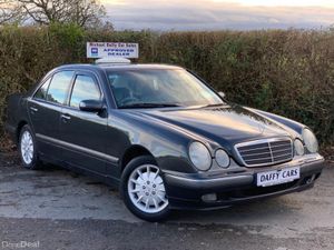 Mercedes-Benz E-Class E 200 KOMPRESSOR 4DR AUTO - Image 2