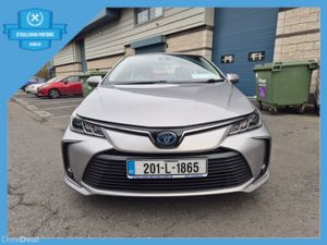 Toyota Corolla / 2020 / 1.8 PETROL HYBRID / AUTO - Image 2