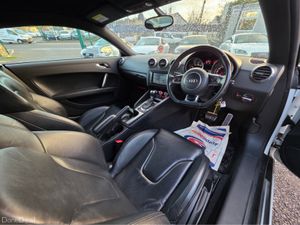 Audi TT 1.8 TFSI FULL BLACK LEATHER SEATS REV CAME - Image 4