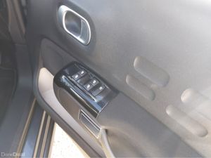 Citroen C3 FEEL BLUEHDI 75 S&S MY10 4DR - Image 2