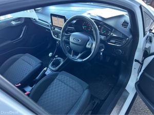 Ford Fiesta ACTIVE1.0ECOB 100PS 6SPEED 4DR - Image 4