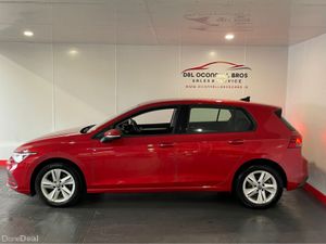 Volkswagen Golf LIFE 2.0 TDI - Image 3