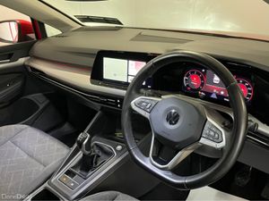 Volkswagen Golf SE 2.0 TDI - Image 3