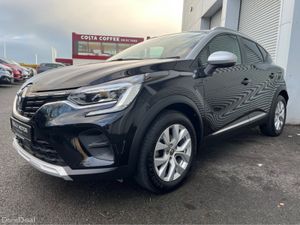 Renault Captur 1.5 DIESEL ICONIC - Image 3