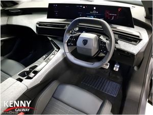 Peugeot 3008 **€282/Month**ALLURE 1.2 MHEV 136 EDC - Image 2