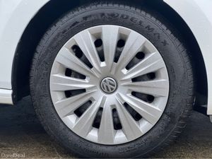 Volkswagen Polo Auto - Image 4