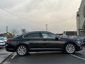 Volkswagen Passat LOW MILEAGE- BUSINESS 2.0 TDI MA - Image 4