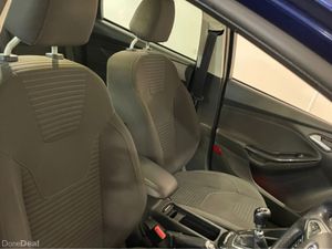 Ford Focus TITANIUM TDCI - Image 3