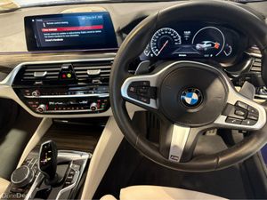 BMW 5-Series AUTO M SPORT - LOW MILEAGE - - Image 4