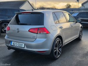 Volkswagen Golf 40TH ANNIVERSARY 1.2 AUTO - Image 4