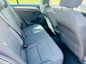Volkswagen Golf FINANCE  / ESTATE / AUTOMATIC / UP - Image 4