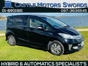 Honda Freed 7 SEATS / AUTO / HYBRID  / FINANCE AVA - Image 2