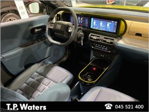 Fiat Grande Panda AVAILABLE IN FULL ELECTRIC OR HY - Image 2