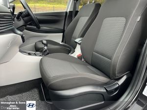 Hyundai i20 DELUXE PLUS 1.2 PETROL 5DR - Image 4