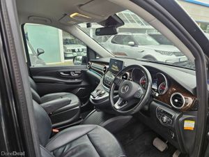 Mercedes-Benz V-Class V220 CDI LWB - Image 3