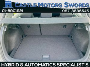 Volkswagen Golf ONLY 56K KMS / AUTO / FINANCE AVAI - Image 4