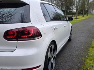 12 Volkswagen Golf GTI 2 LTR YES 33K KMS - Image 2