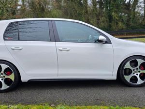 12 Volkswagen Golf GTI 2 LTR YES 33K KMS - Image 3