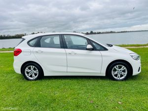 BMW 2-Series 1.5 PETROL/FAMILY CAR/LOW MILEAGE - Image 3
