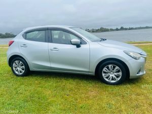 Mazda Demio 1.3 PETROL AUTO//FINANCE AVAILABLE//CA - Image 4