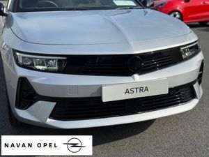 Opel Astra GS-Line 1.2 Turbo 130PS **Ex DEMO** - Image 2