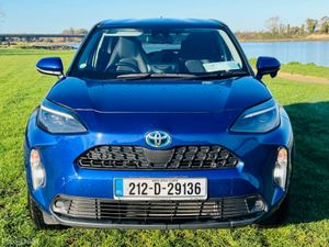 Toyota Yaris Cross HYBRID / AUTO / FINANCE AVAILAB - Image 4