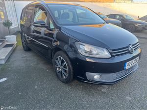 Volkswagen Touran 1.4i HIGHLINE... AUTOMATIC...2 K - Image 2