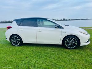 Toyota Auris / HYBRID / AUTO - Image 3