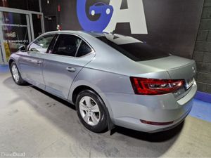 Skoda Superb AMBITION 1.6 TDI-FULLY SERVICED WITH - Image 4
