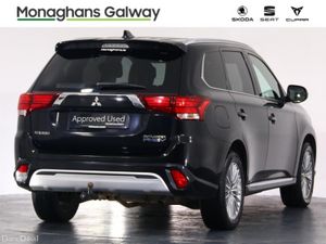 Mitsubishi Outlander 2.0 4H PHEV 200BHP  AUTO PLUG - Image 4