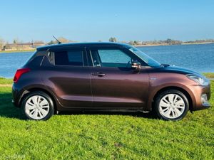 Suzuki Swift AUTO / SOUGHT AFTER COLOUR - Image 4