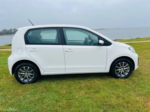 Volkswagen up! LOW MILEAGE //FINANCE AVAILABLE//CA - Image 3